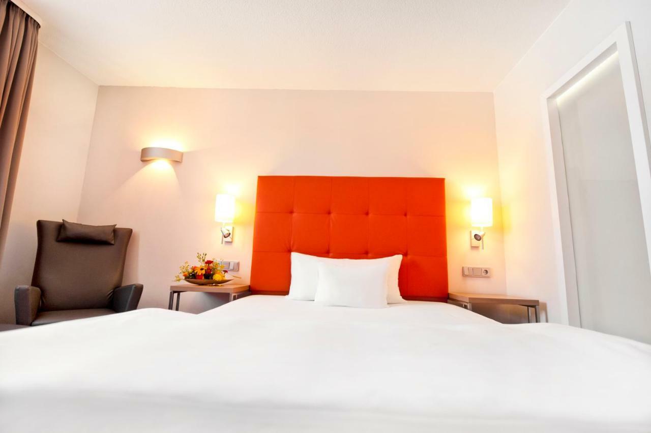 שוואבאך Hotel Gasthof Raab מראה חיצוני תמונה