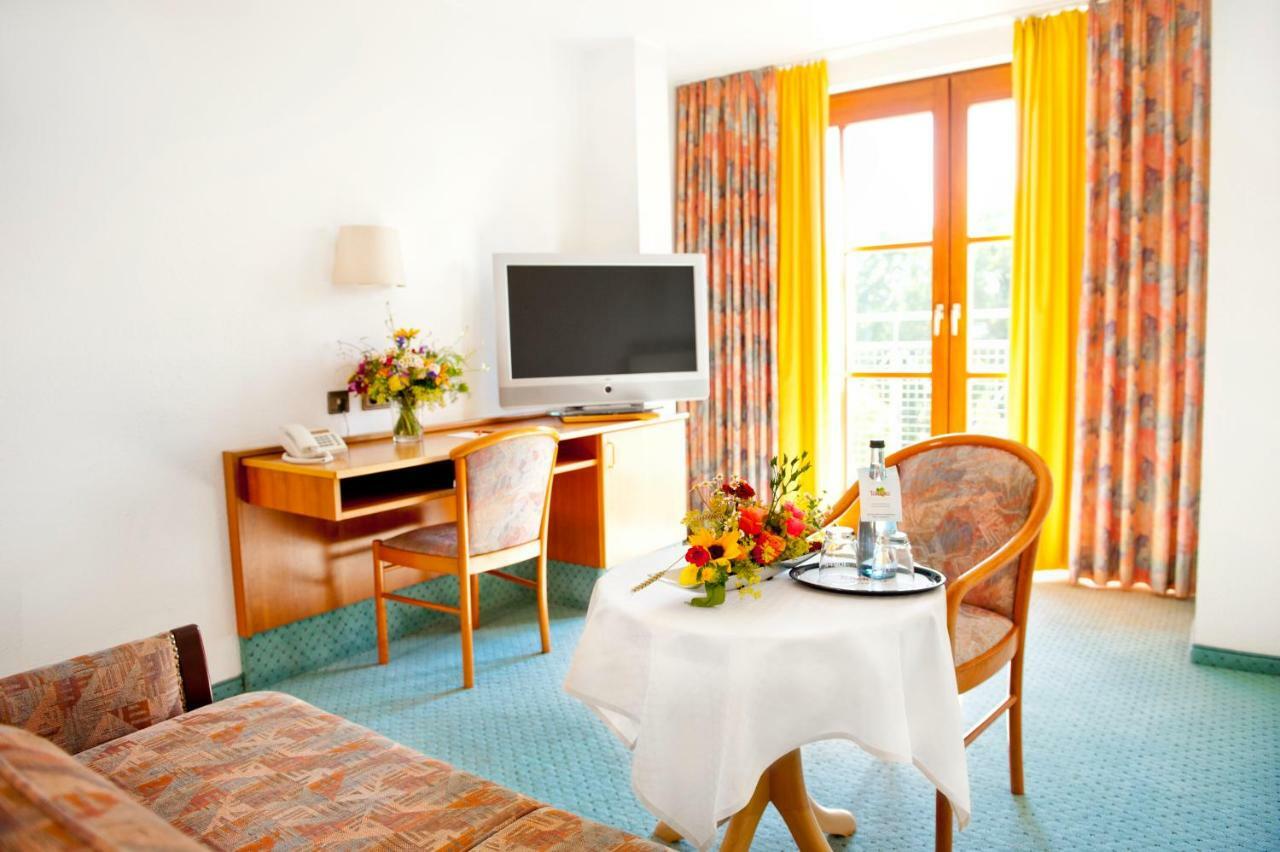 שוואבאך Hotel Gasthof Raab מראה חיצוני תמונה