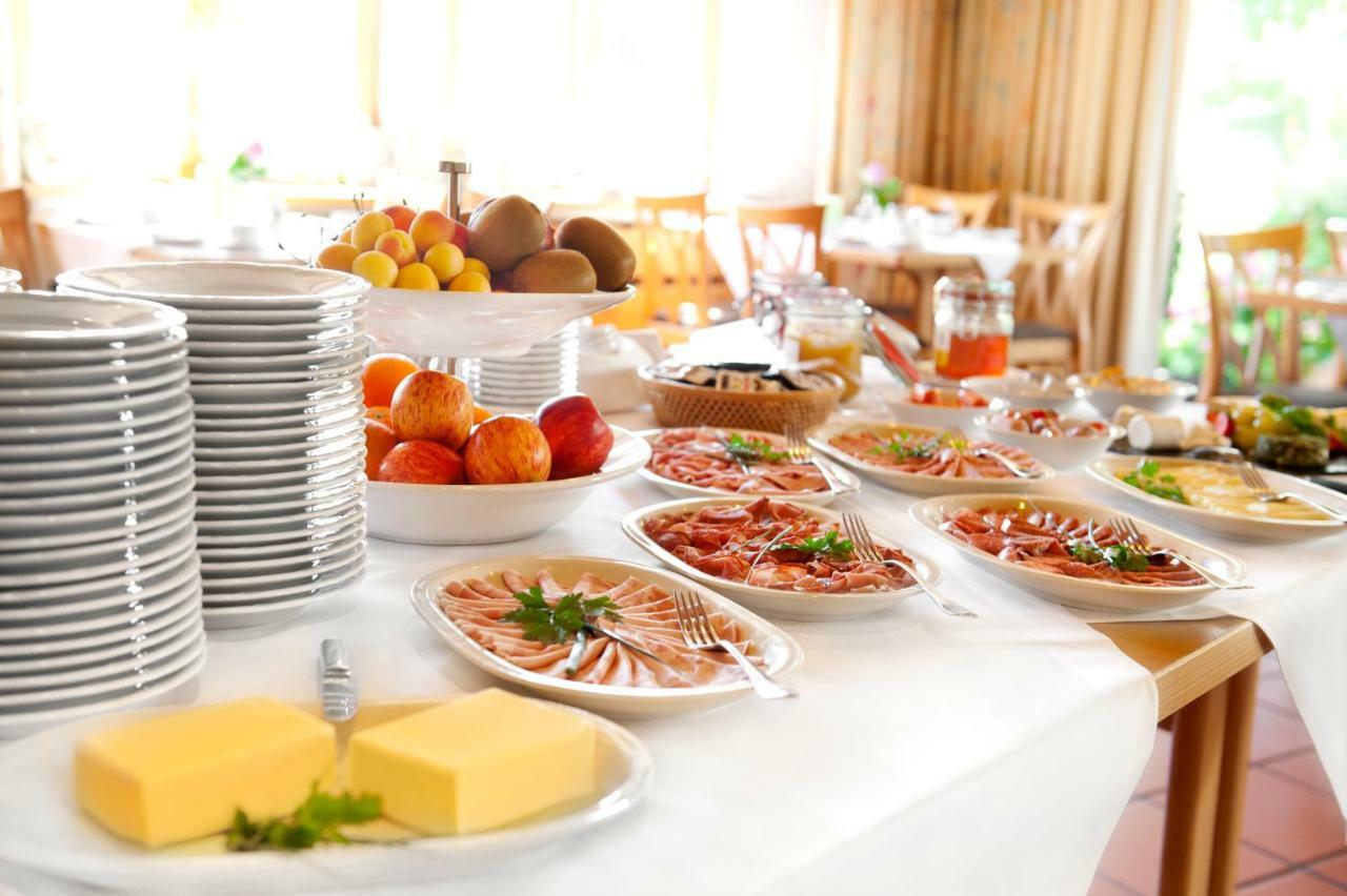 שוואבאך Hotel Gasthof Raab מראה חיצוני תמונה